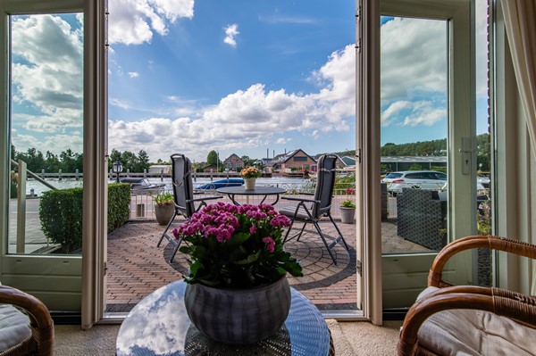 Medium property photo - Lisserdijk 30, 2158 LV Buitenkaag
